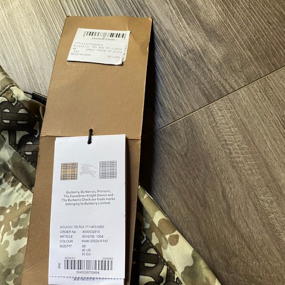 Burberry Chino pants Khaki/green cotton unisex - Picture 10 of 10